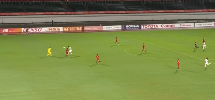 半场-中国女足暂2-1中国香港 陈巧珠、司雨破门 后防配合失误送礼 半场-中国女足暂2-1中国香港 陈巧珠、司雨破门 后防配合失误送礼
