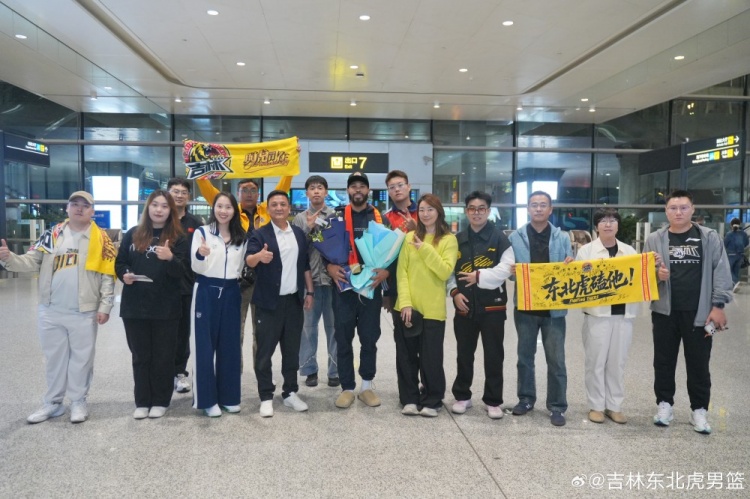 第一个下岗外援诞生!媒体人:吉林男篮已裁掉外援贾斯汀·科布斯 第一个下岗外援诞生!媒体人:吉林男篮已裁掉外援贾斯汀·科布斯