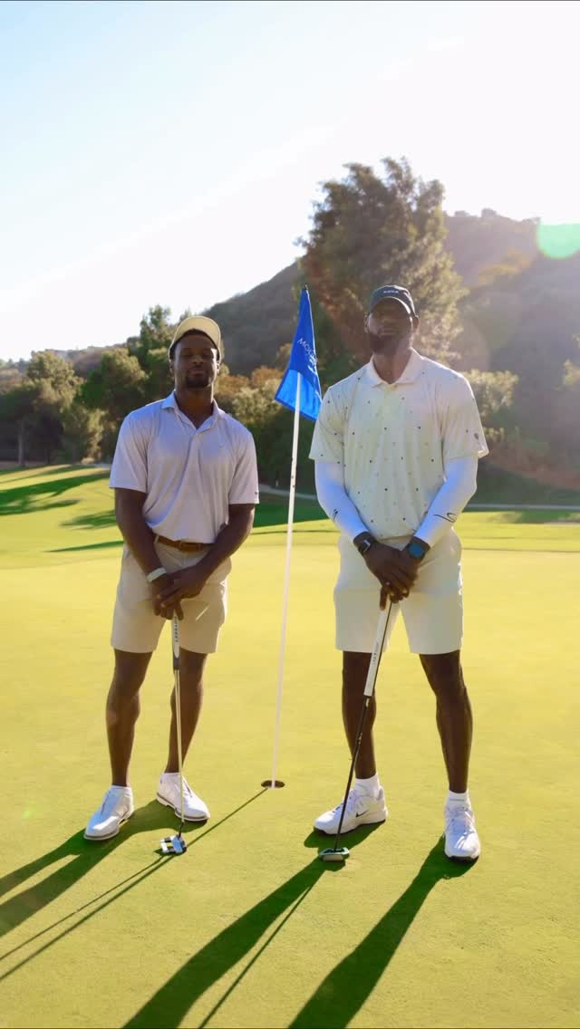 詹姆斯晒与布朗尼打高尔夫:我激动得险些落泪 父子时光弥足珍贵 詹姆斯晒与布朗尼打高尔夫:我激动得险些落泪 父子时光弥足珍贵